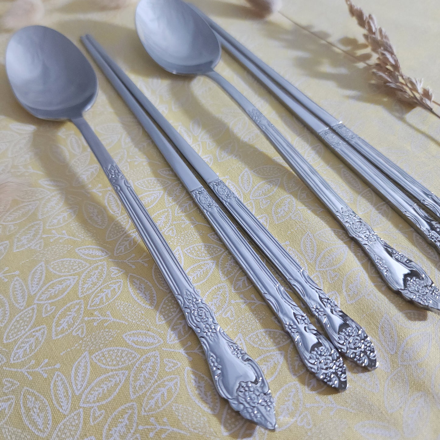 Rose Oriental Spoon 210mm / Chopsticks 220mm