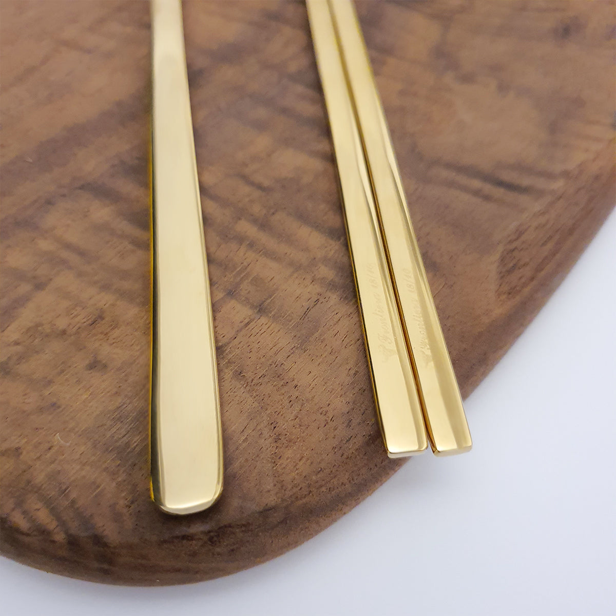 FR4 Classic Gold Spoon & Chopstick Set of 4 + Custome Engraving (Optional)