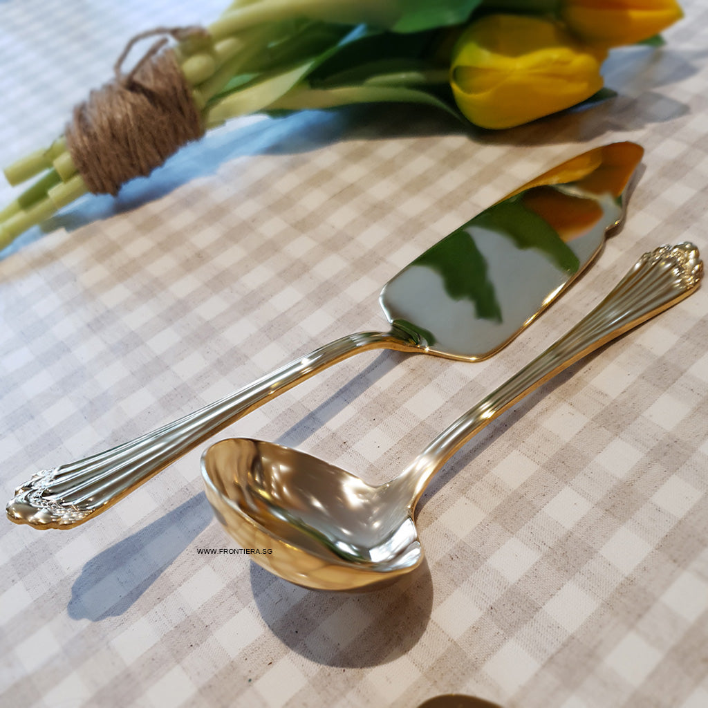 (𝗡𝗘𝗪) Classic Gothic Gold Cake Lifter [Real Gold]