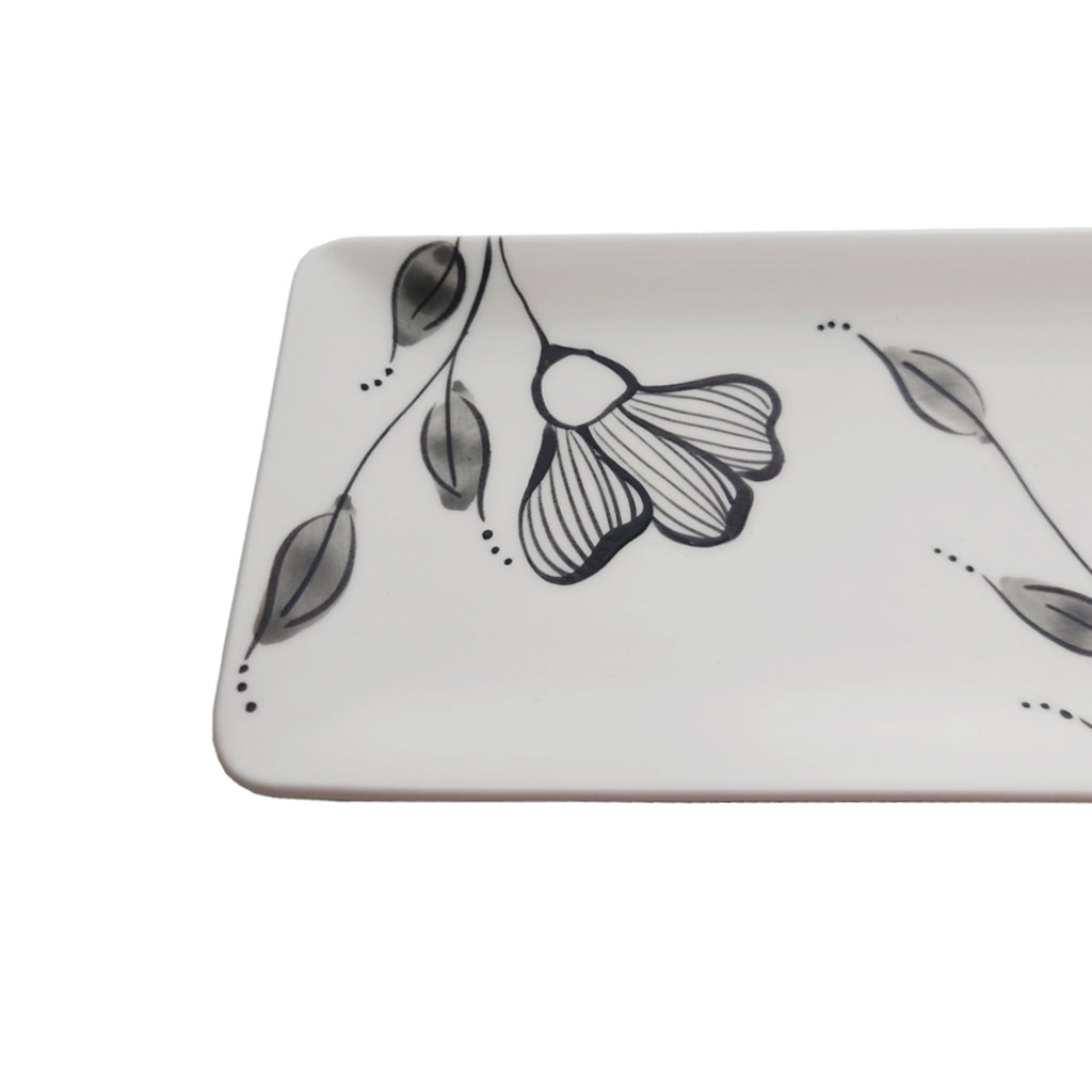 Golden Elegance Rectangular Plate 280mm