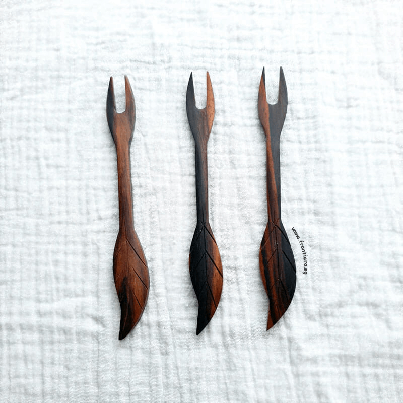Leaf Fruit Pick Rosewood 2