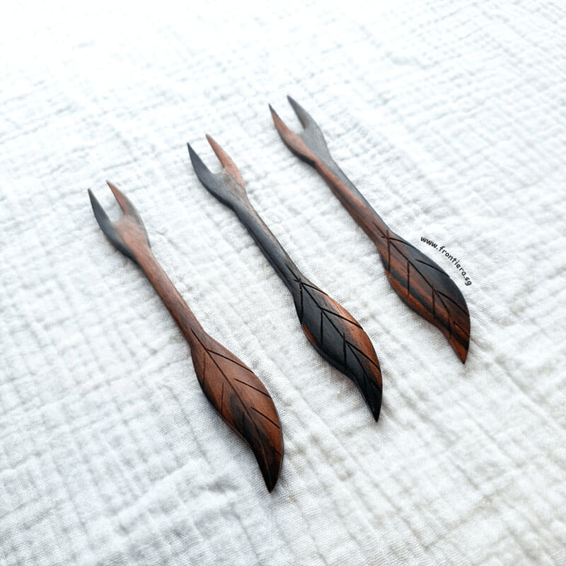 Leaf Fruit Pick Rosewood 1