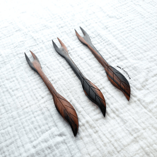 Leaf Fruit Pick Rosewood 1
