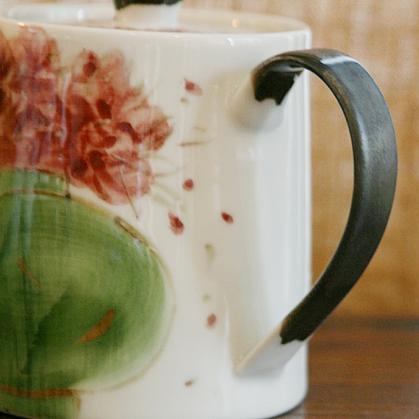 Flower with Green Vase Tea Pot
