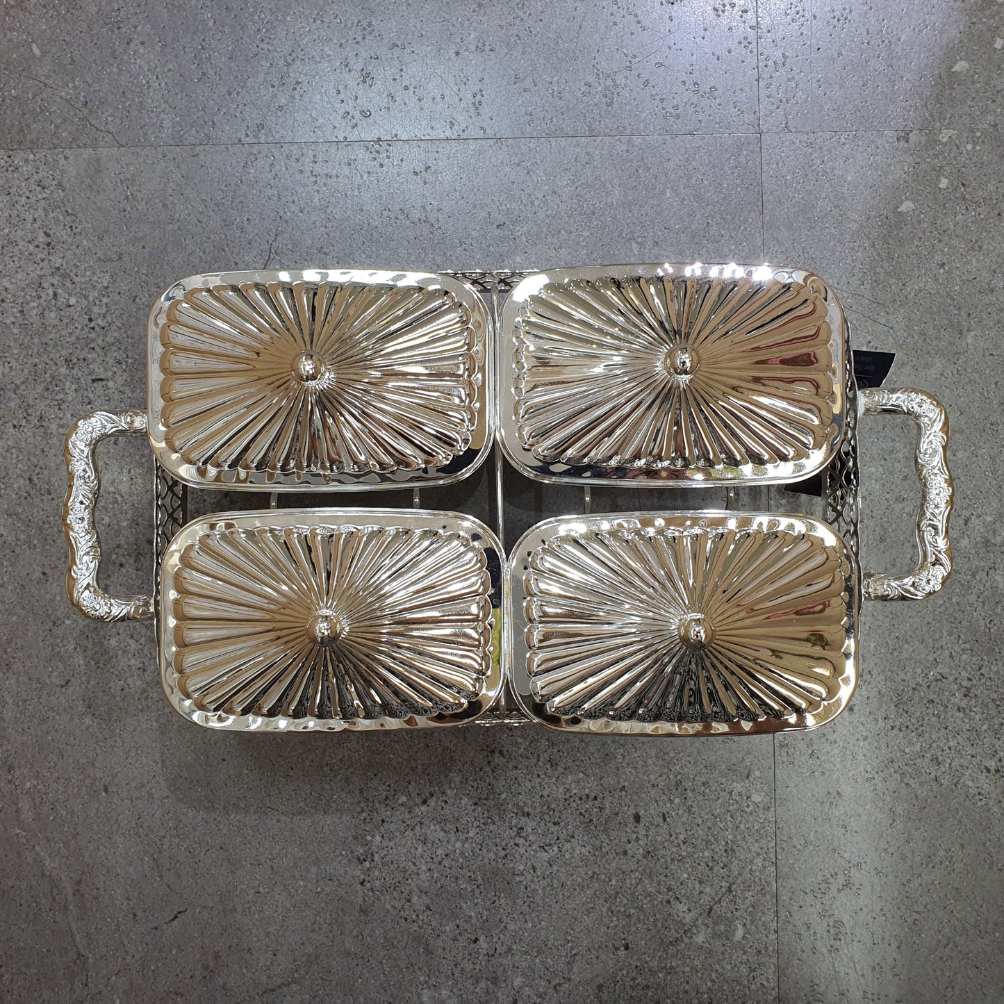 [England Silverware] 4-Piece Party Set [𝗦𝗢𝗟𝗗 𝗢𝗨𝗧]
