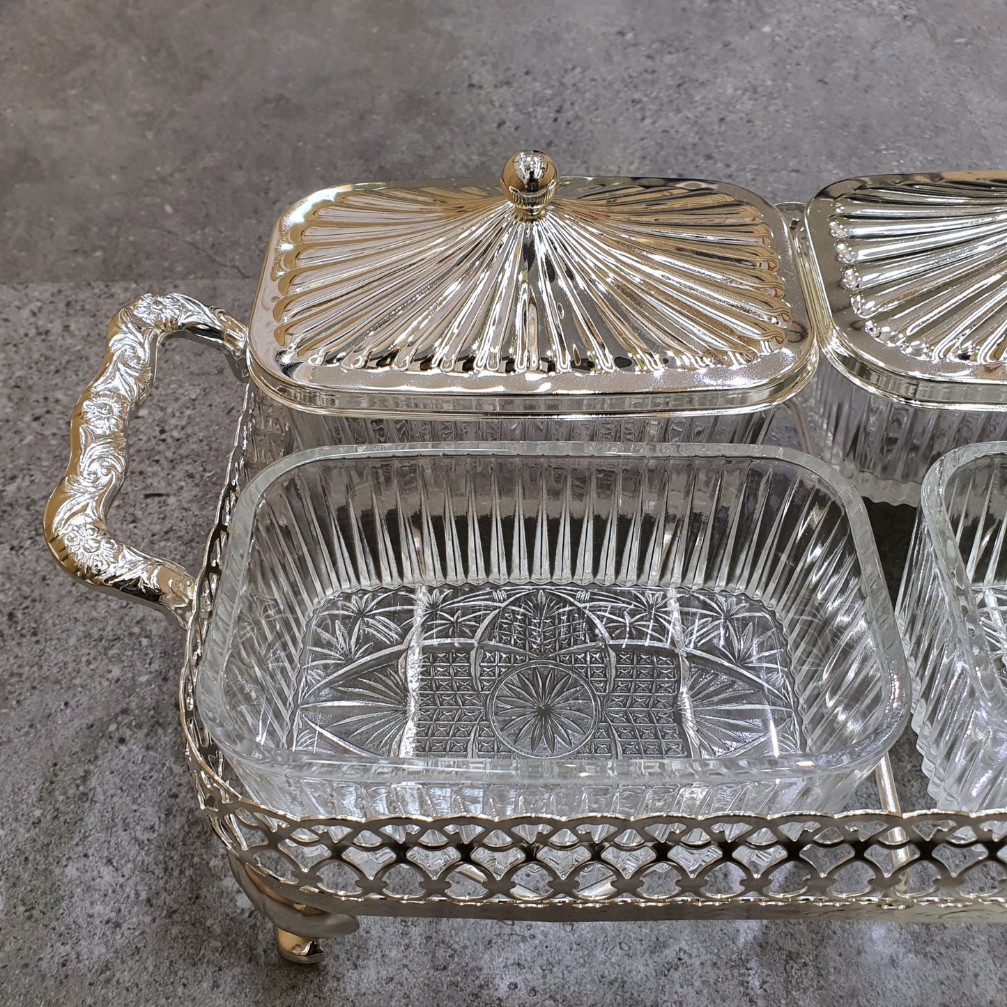 [England Silverware] 4-Piece Party Set [𝗦𝗢𝗟𝗗 𝗢𝗨𝗧]